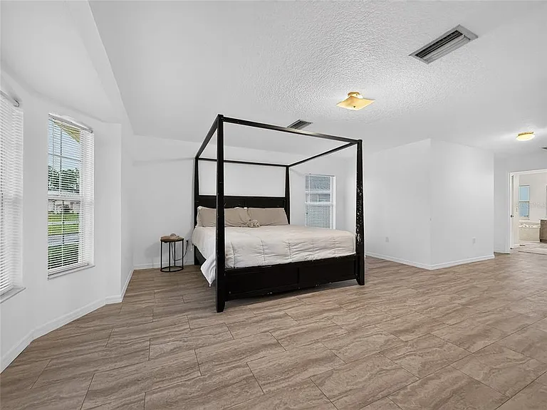 13405 SW 86th Ave — Photo 21