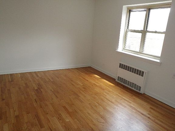 4th image of 13701 83rd Ave #5C