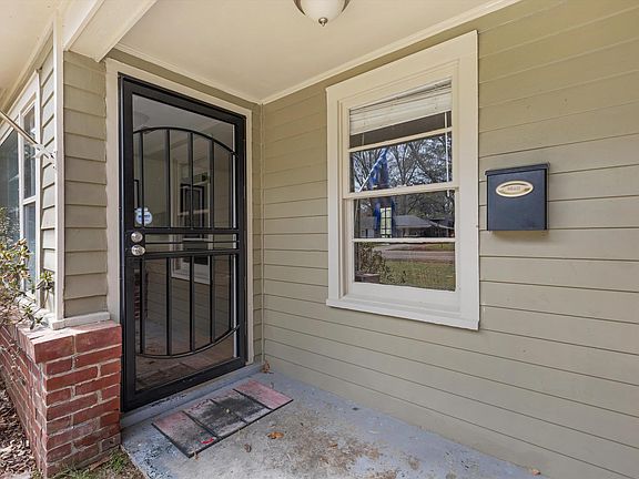 3rd image of 1181 S Perkins Rd