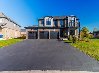 49 Monarch St, Welland, ON L3C0E6