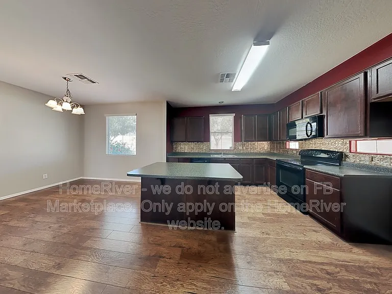 3706 S 54th Gln — Photo 8