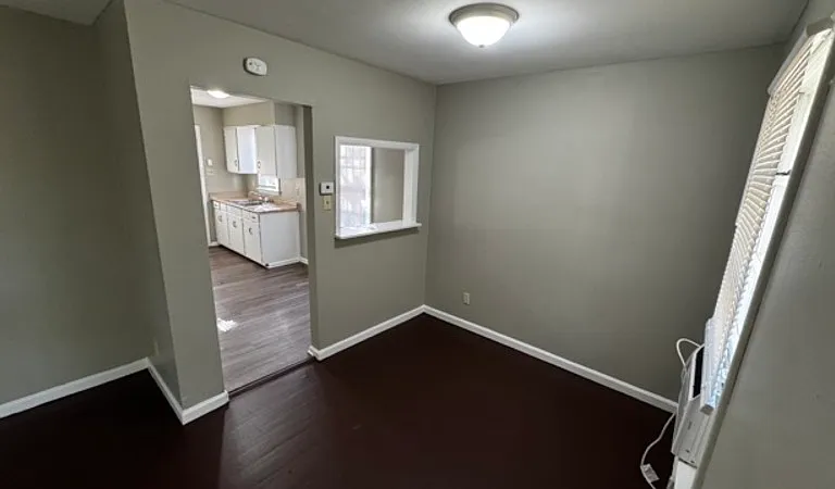 2183 Cassie Ave — Photo 4