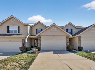 2292 Bay Tree Dr, Saint Peters, MO 63376