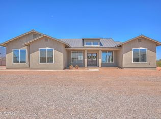4098 S Lois Ln, Sierra Vista, AZ 85650