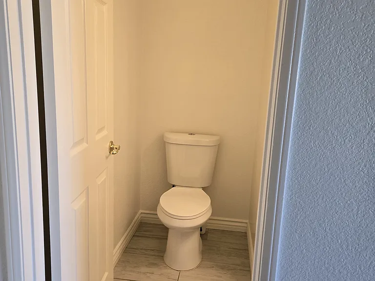 45439 Fairbanks Ave — Photo 7