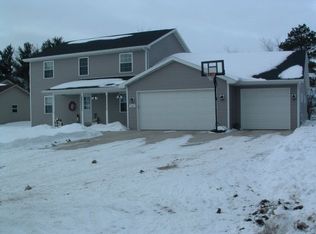 1351 Kay Dr, Kaukauna, WI 54130