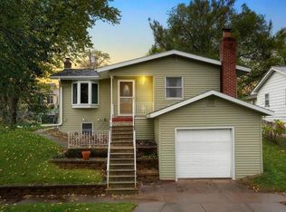 206 8th Ave S, Onalaska, WI 54650