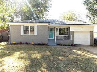 1712 Brighton Ave, The Village, OK 73120