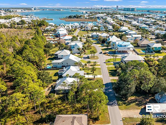 5th image of 26262 Saint Lucia Dr