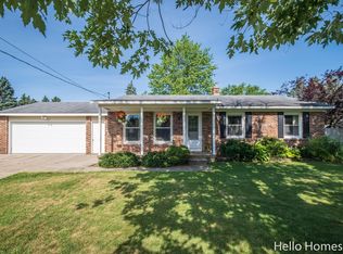 7261 Bayview Ave, Jenison, MI 49428