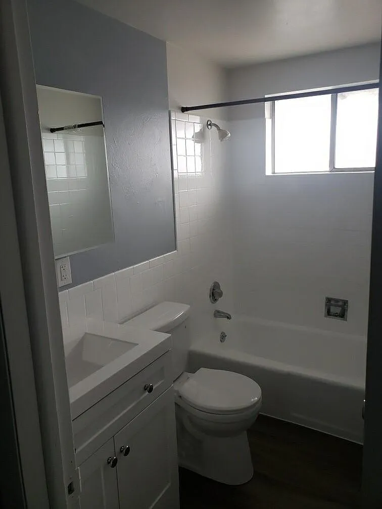 2 bed, 860 sqft, $1,400 — Photo 4