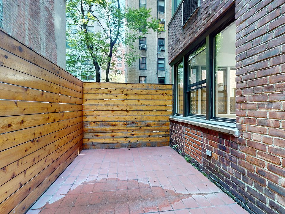 1st image of 20 Beekman Pl APT 1G