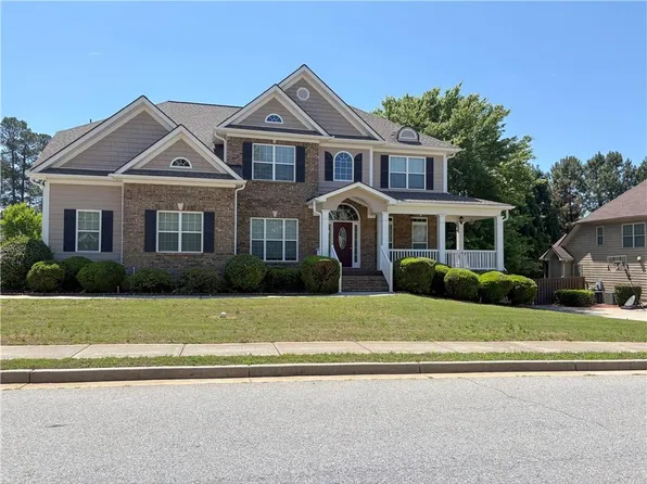 125 Susan Ln, Fayetteville, GA 30215