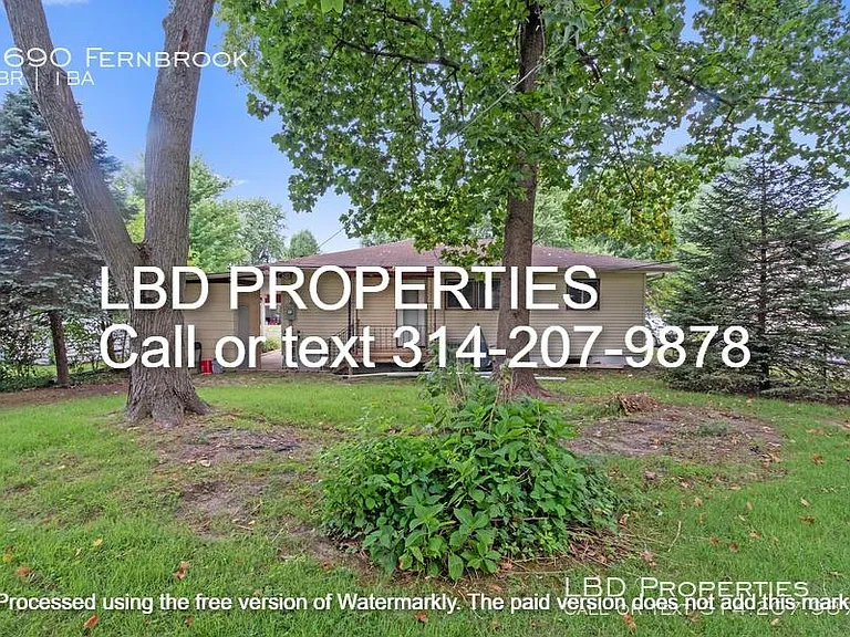 1690 Fernbrook Dr — Photo 4