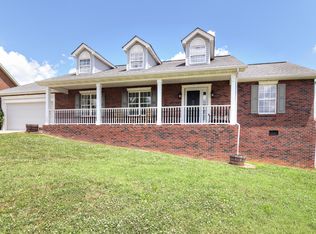 7332 Fort Apache Rd, Corryton, TN 37721