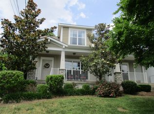 390 Normandy Cir, Nashville, TN 37209