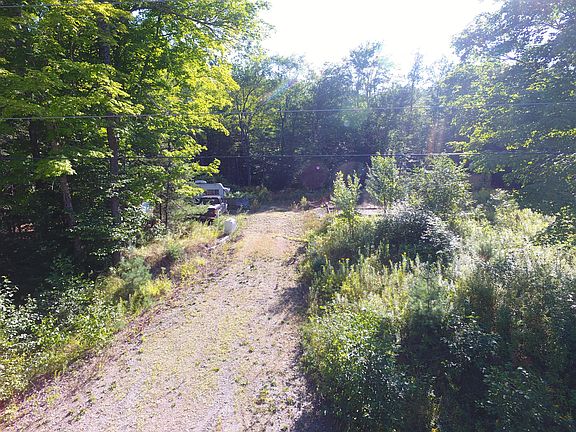 2nd image of 629 Back Road