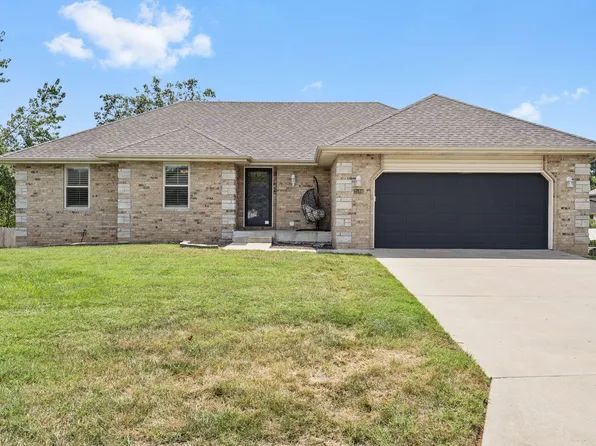 3586 W Village Terrace, Springfield, MO 65810
