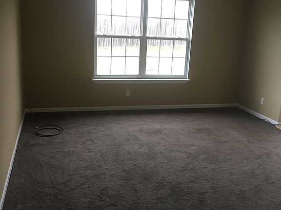 5th image of 5020 Geyser Blvd