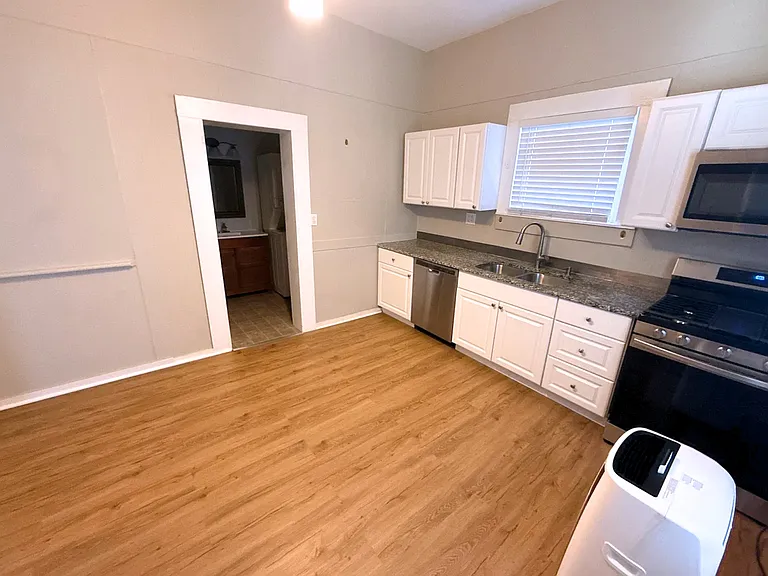 1001 Curran St NW #1 — Photo 6