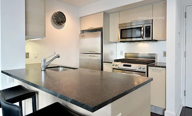 Rented by Engel & Völkers New York City | media 3