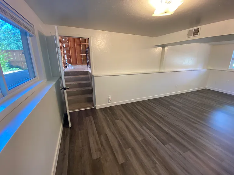 1475 Chambers Dr — Photo 12