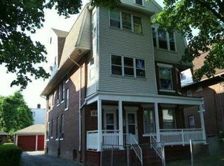 38 Barker St, Hartford, CT 06114