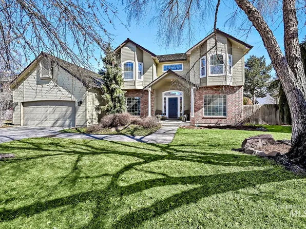 8850 W Duck Lake Dr, Garden City, ID 83714