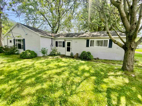 2145 Elm St, Standish, MI 48658