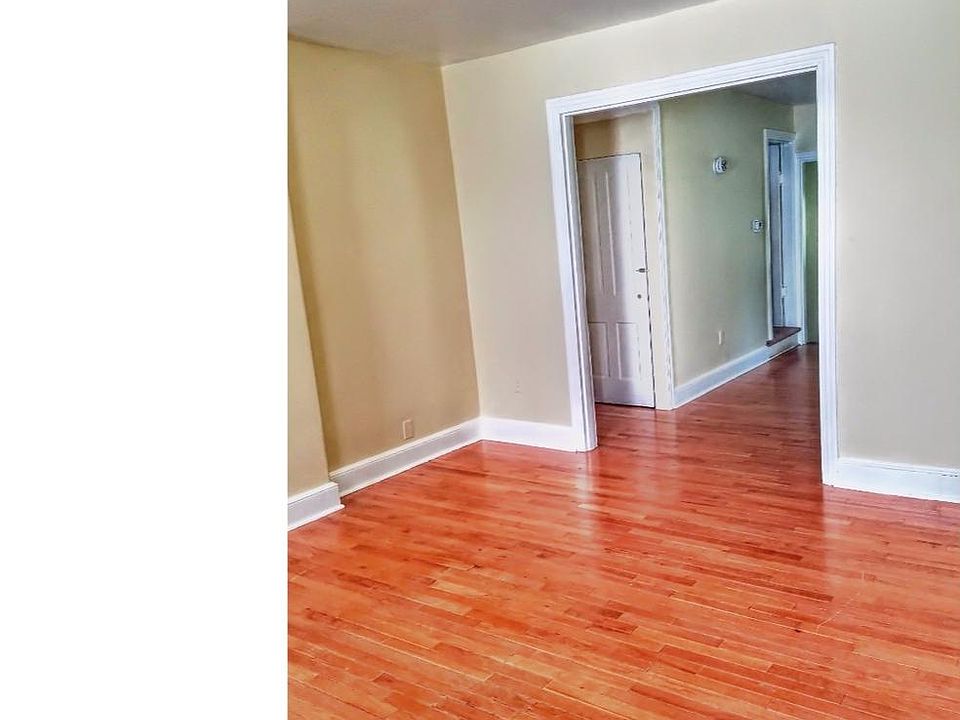 1st image of 209 Mill St
