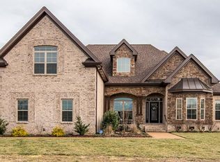 1965 Palmer Rd, Lebanon, TN 37087