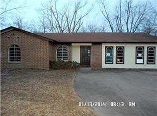 1055 22nd St NE, Paris, TX 75460