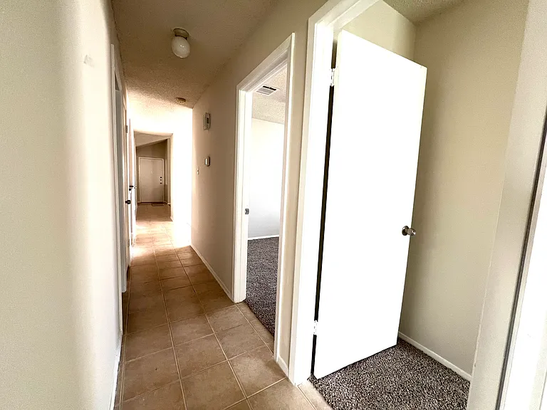 8818 Ridge Gate St — Photo 18