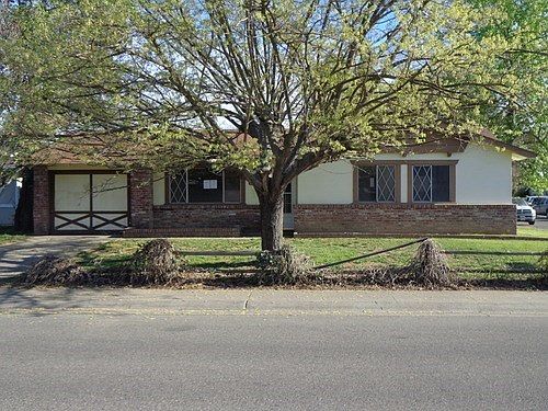 1st image of 6813 Chandler Dr