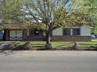 6813 Chandler Dr, Sacramento, CA 95828