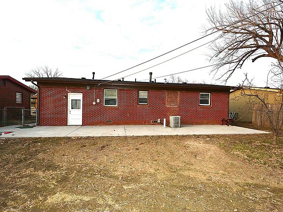 4th image of 1919 W Rita Ave