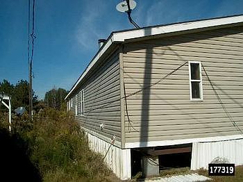 177319X-3.jpg