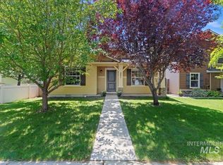 201 W Lava Falls Dr, Meridian, ID 83646