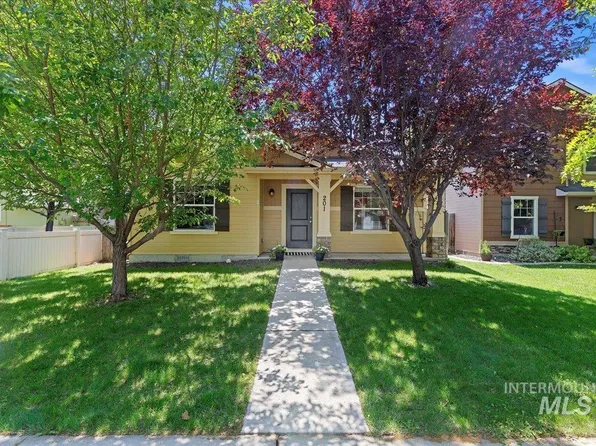 201 W Lava Falls Dr, Meridian, ID 83646