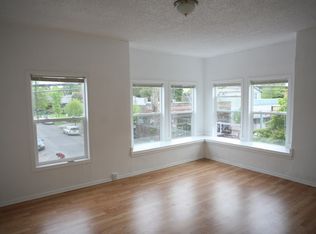 3621 SE Division St #1-2, Portland, OR 97202