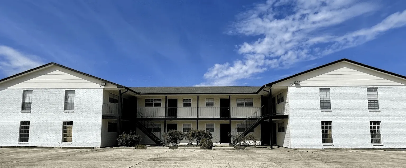 City View Apartments — Photo 1