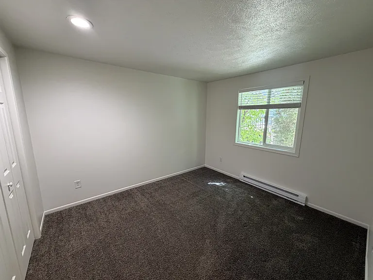 3414 S Grand Blvd — Photo 10