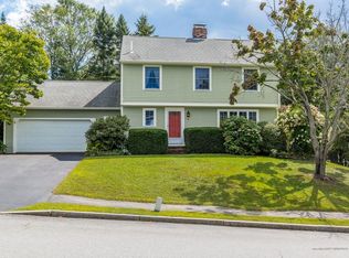72 Deering Run Dr, Portland, ME 04103
