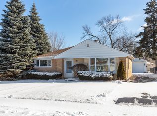1085 S 3rd Ave, Des Plaines, IL 60016
