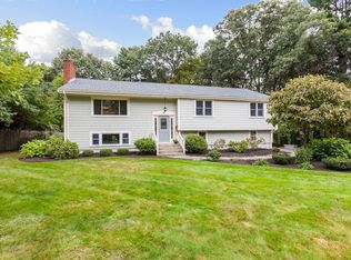 18 Roundwood Rd, Natick, MA 01760