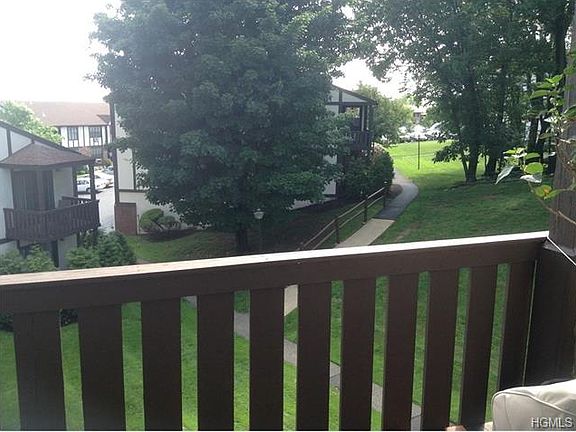 2nd image of 674 Sierra Vista Ln #674