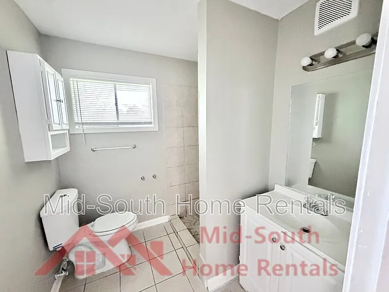 480 Whiteville Ave — Photo 18
