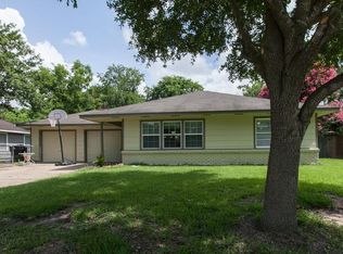 5818 Grape St, Houston, TX 77074