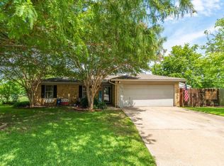 9707 La Rochelle Dr, Greenville, TX 75402