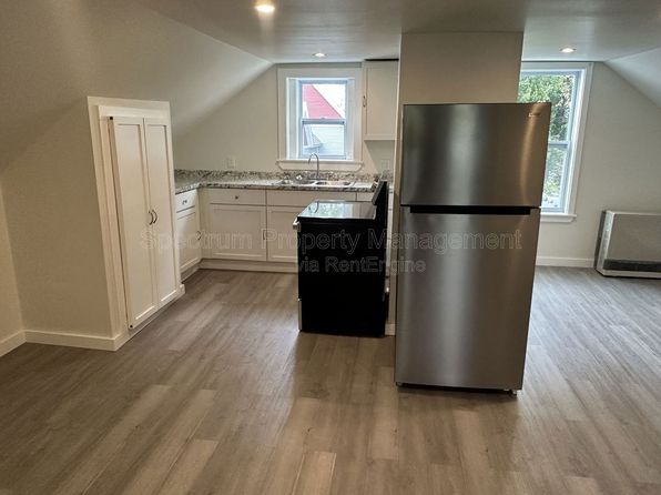 7 Bennett Ave #3